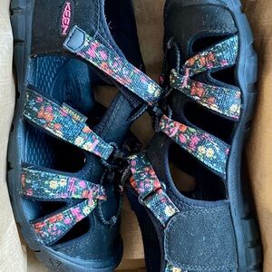 Keen Black Sandals with Multicolor Floral Straps